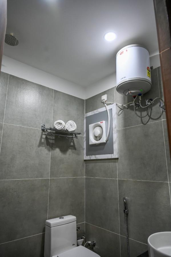 Hotel 7 Heaven Dehradun Luaran gambar